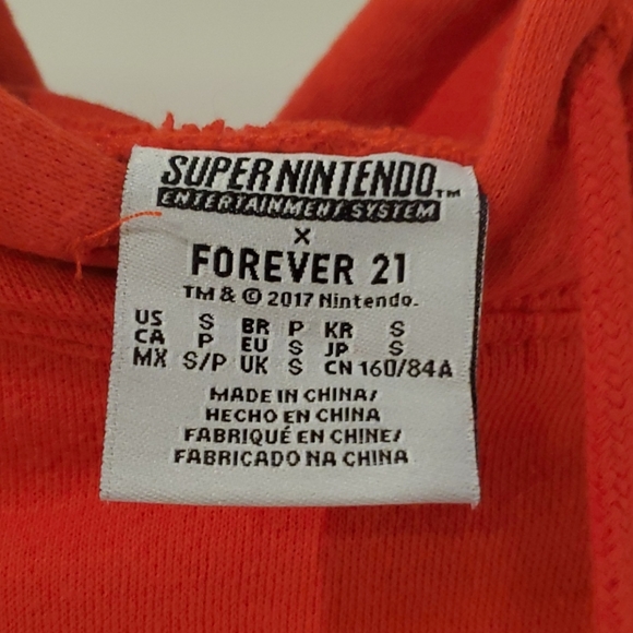 Super Nintendo x Forever 21 Red Crop Sweatshirt - Picture 2 of 3